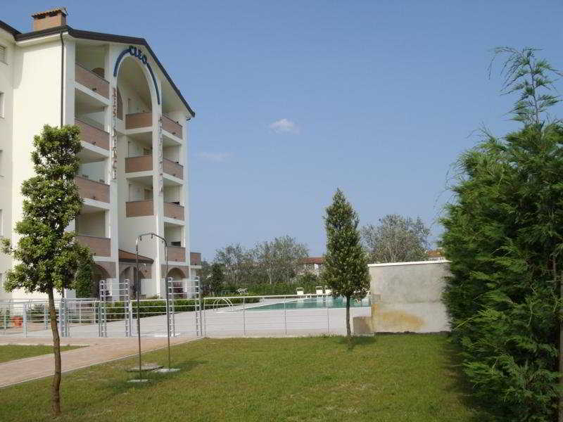 Residence Cleo Llido Degli Estensi Εξωτερικό φωτογραφία